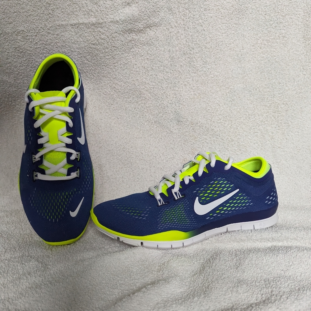 Nike Womens Free 5.0 TR FIT 4, size 6.5 women's, never worn